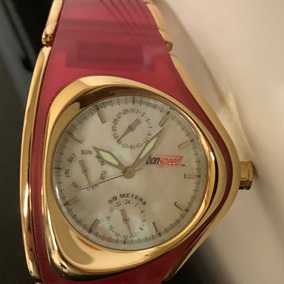Women’s Watch bonspeed Gold w/Mother of Pearl dial